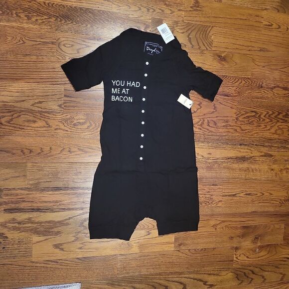 Daydream Nation Other - Daydream Nation You Had Me At Bacon Romper Sleeper Black XS
